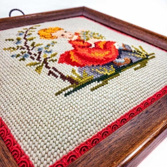 VTG Framed Little Blonde Girl Needlepoint Square Wall Decor Garner Muscatine, IA - Picture 9 of 11